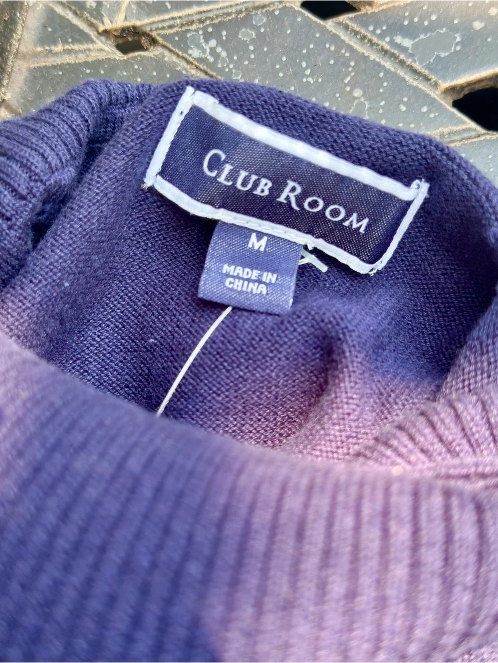 Club Room Ski Sweater Men M Turtleneck Embroidered Skiers NWT Winter